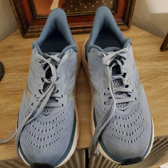 Hoka One One Arahi 5, blue, size 9.5 - Picture 1 of 8
